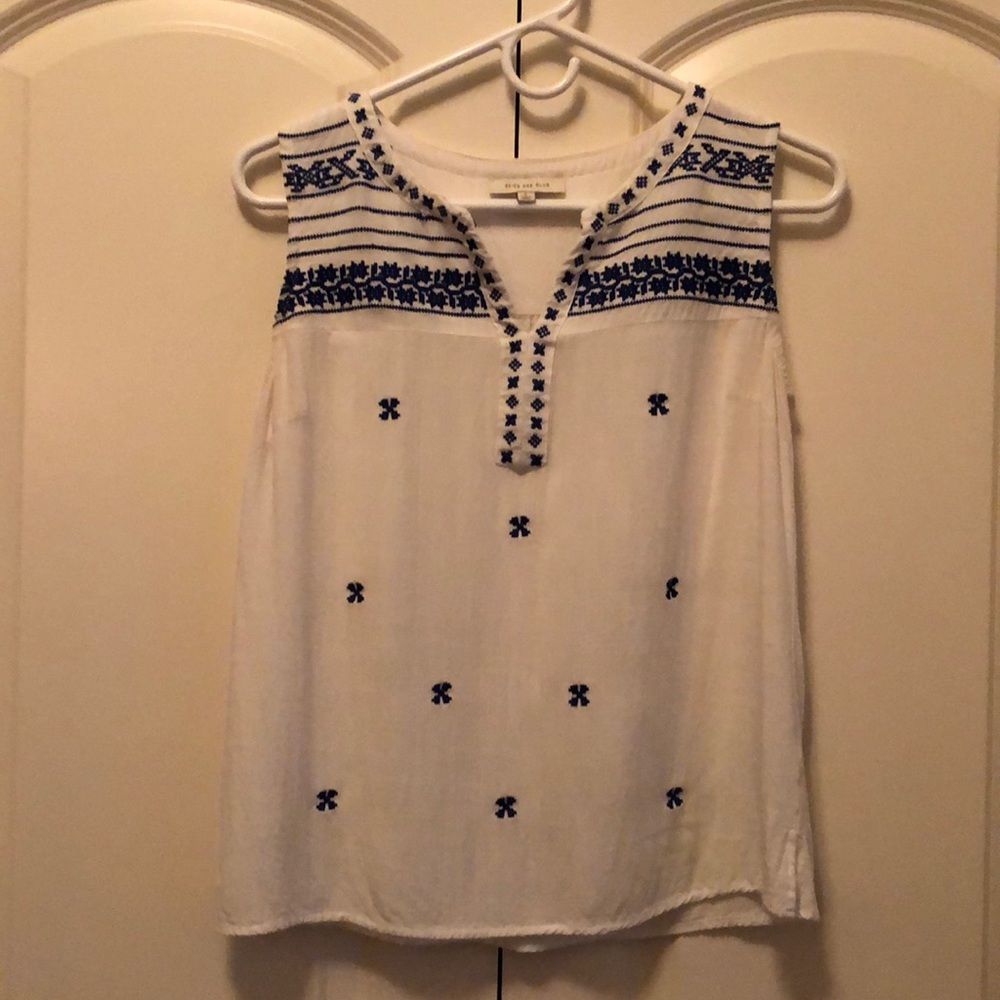 Skies Are Blue sleeveless top